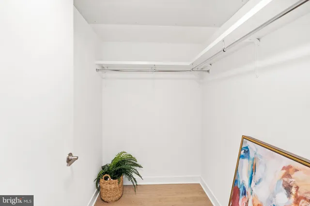 $1,320,000 | 1650 Silver Hill Drive, Unit 1206, McLean, VA 22102