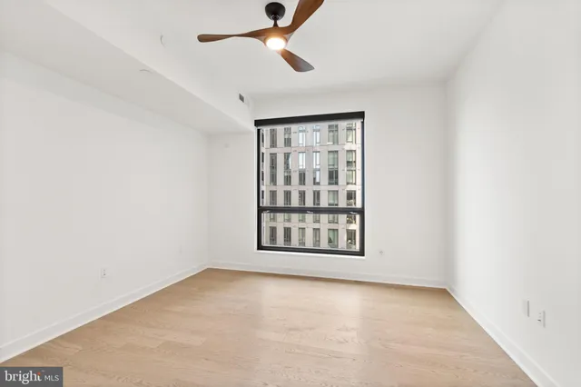 $1,320,000 | 1650 Silver Hill Drive, Unit 1206, McLean, VA 22102