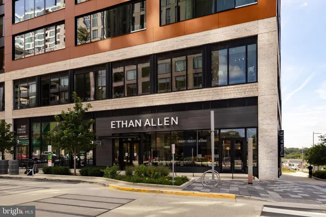 $1,320,000 | 1650 Silver Hill Drive, Unit 1206, McLean, VA 22102