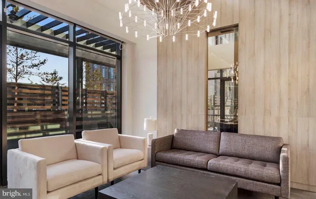 $1,320,000 | 1650 Silver Hill Drive, Unit 1206, McLean, VA 22102