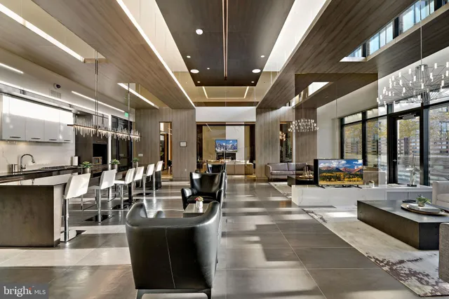 $1,320,000 | 1650 Silver Hill Drive, Unit 1206, McLean, VA 22102