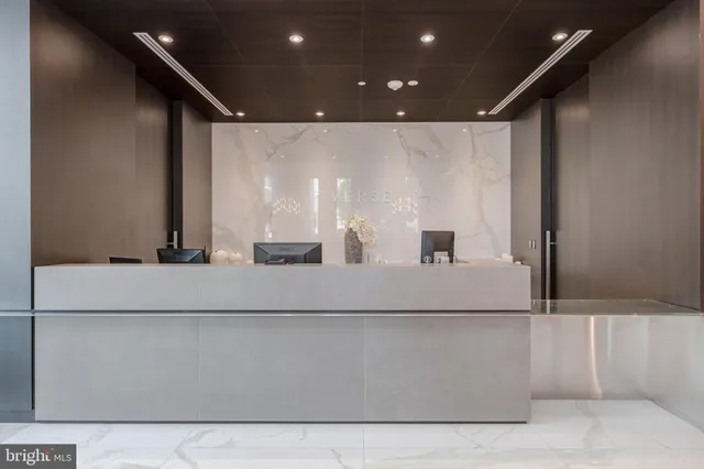 $1,320,000 | 1650 Silver Hill Drive, Unit 1206, McLean, VA 22102