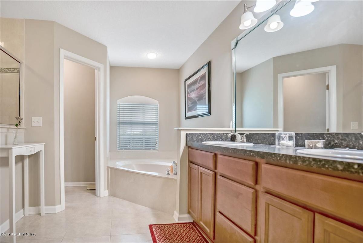 1571 Lockend Road Jacksonville, FL 32221 - Photo 15 of 30 18-1571 Lockend Rd (26)