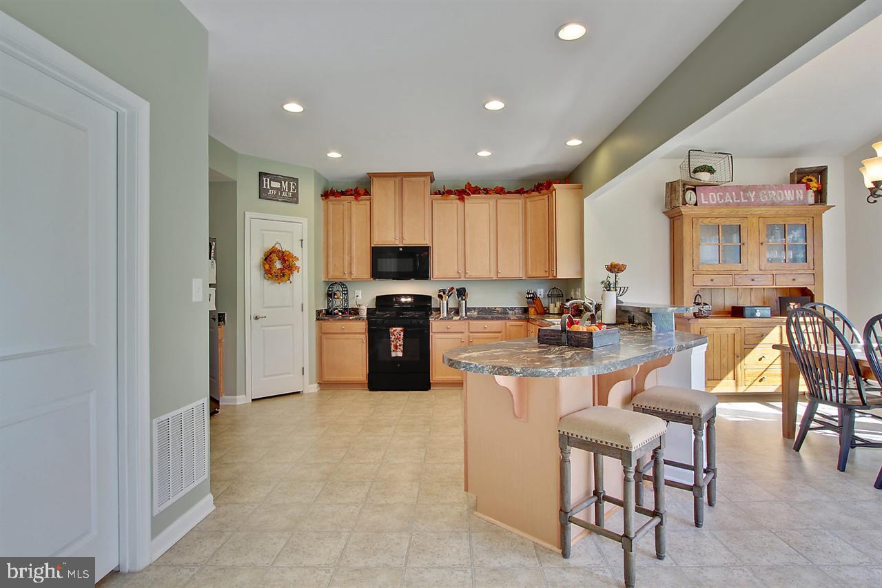 695 Countryside Road Seven Valleys, PA 17360 - Photo 11 of 31 Gallery Image 11
