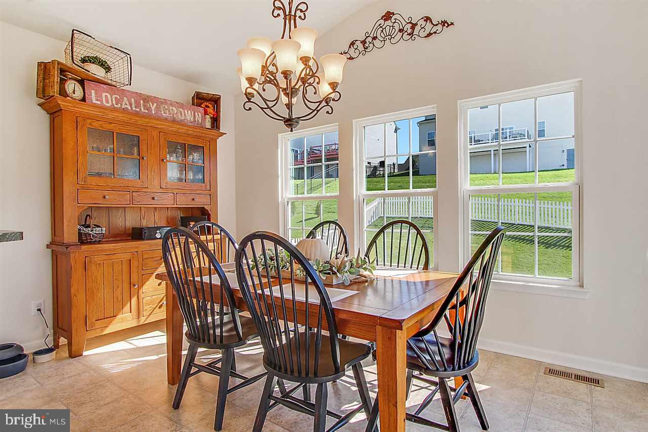 695 Countryside Road Seven Valleys, PA 17360 - Photo 12 of 31 Gallery Image 12