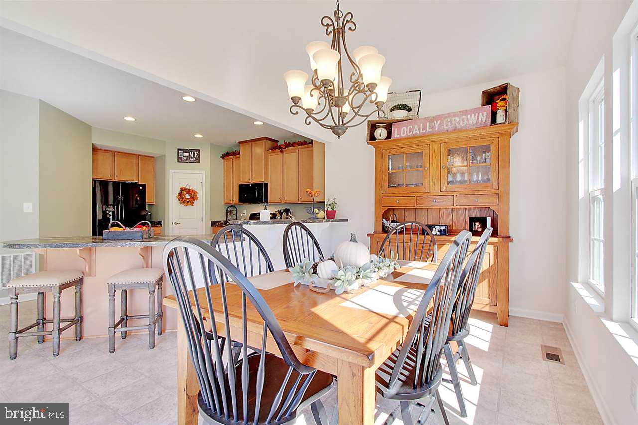 695 Countryside Road Seven Valleys, PA 17360 - Photo 14 of 31 Gallery Image 14