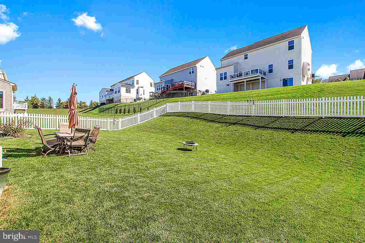 695 Countryside Road Seven Valleys, PA 17360 - Photo 27 of 31 Gallery Image 27