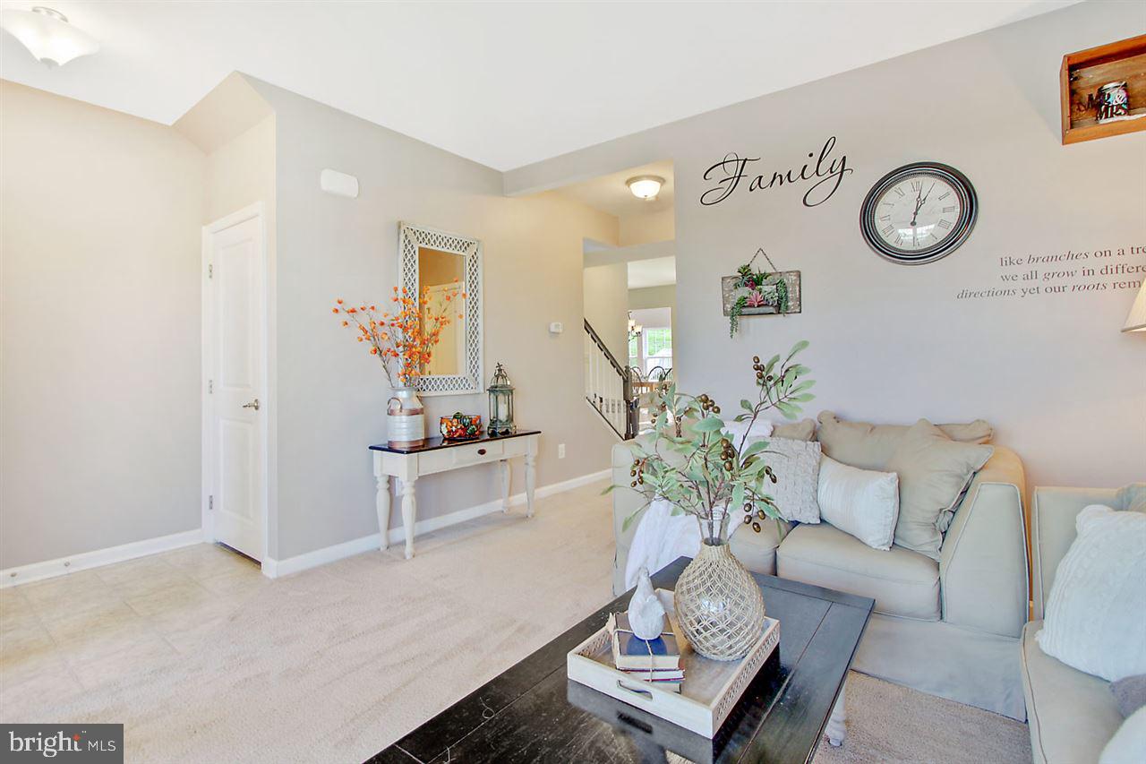 695 Countryside Road Seven Valleys, PA 17360 - Photo 6 of 31 Gallery Image 6