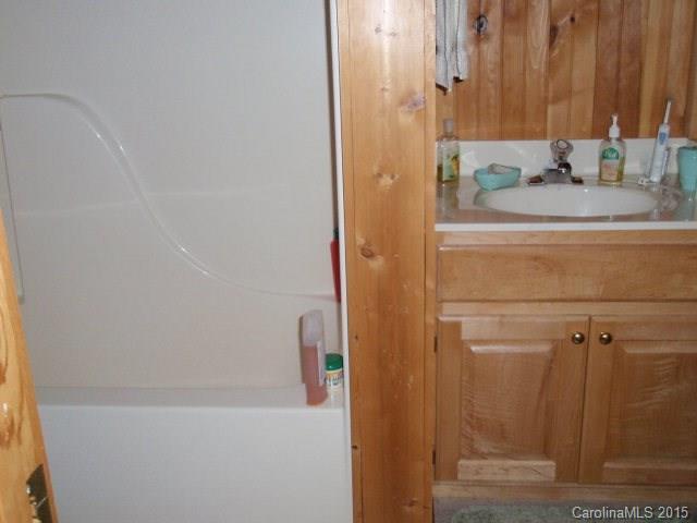 62 Ashe Bridge Road, Unit 8 Marion, NC 28752 - Photo 14 of 17 Gallery Image 14