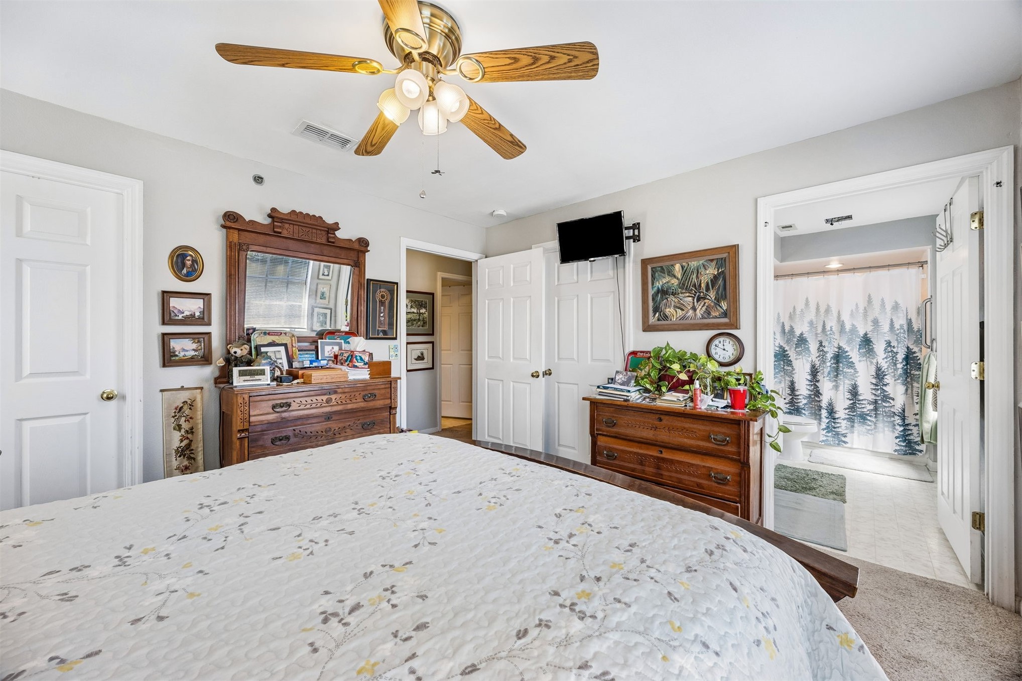 23525 Bahama Point, Unit 1621 Fernandina Beach, FL 32034 - Photo 15 of 68 a living room with stainless steel appliances kitchen island granite countertop furniture and a view of kitchen