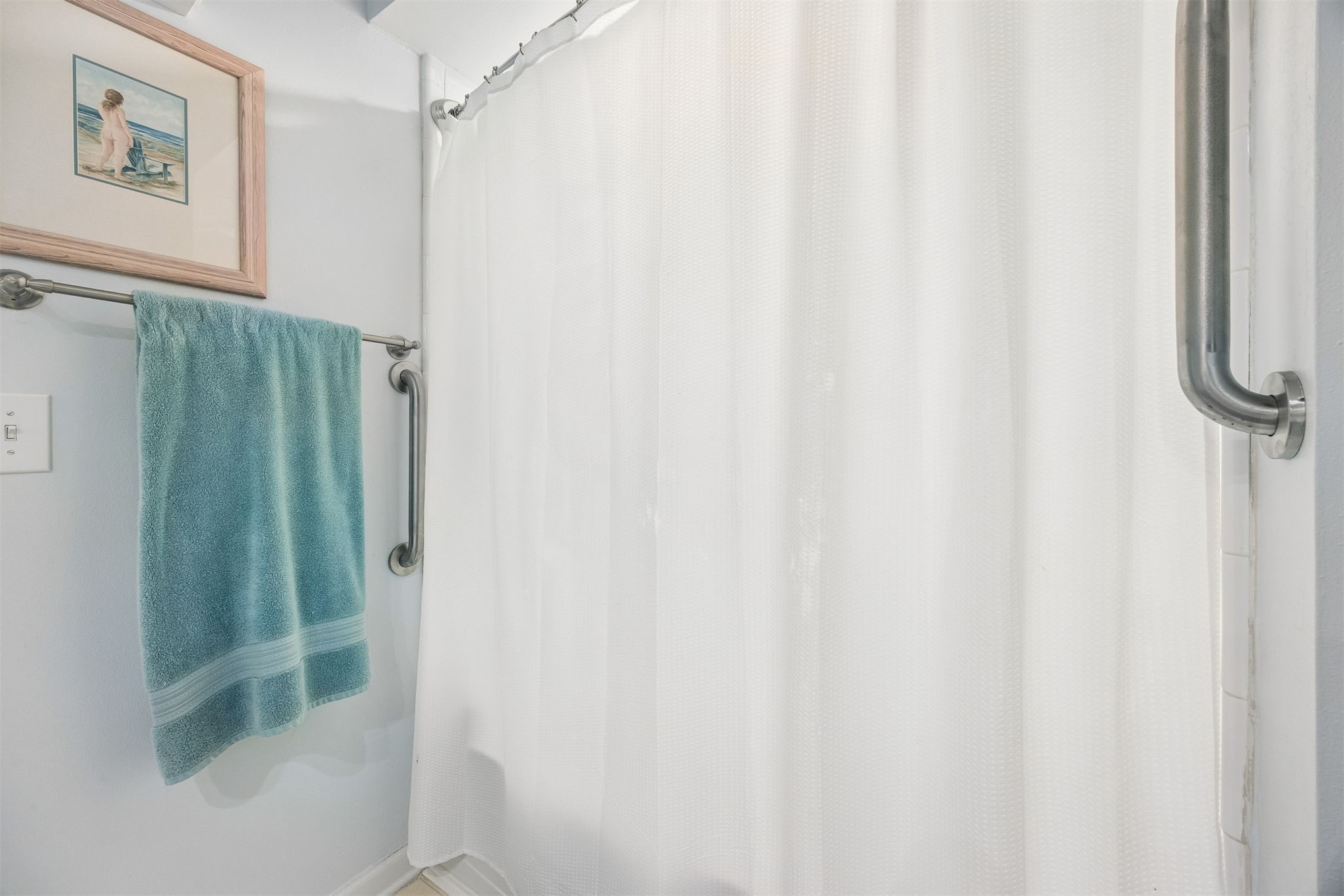 23525 Bahama Point, Unit 1621 Fernandina Beach, FL 32034 - Photo 20 of 68 a bathroom with a shower and a sink