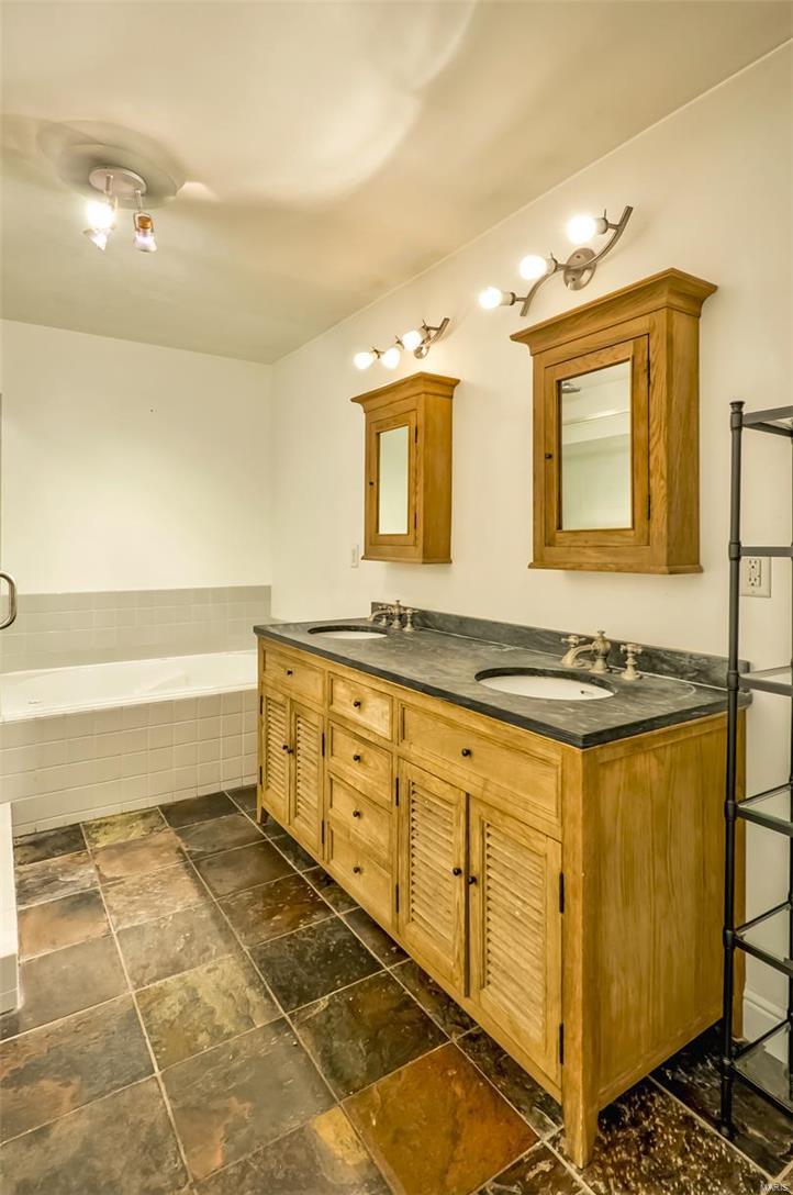 28519 Bradsow Road Jerseyville, IL 62052 - Photo 43 of 58