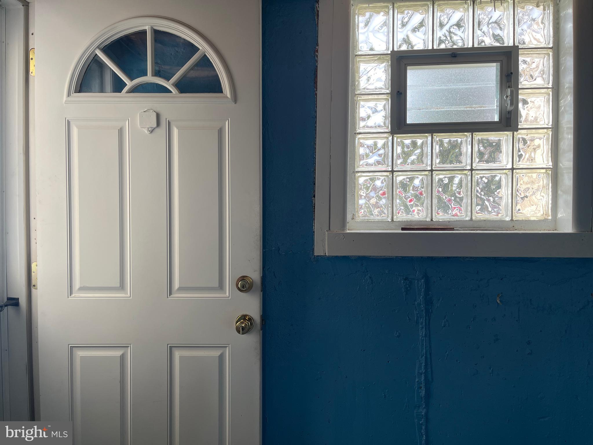 439 Densmore Road Philadelphia, PA 19116 - Photo 54 of 56 Steel; Door Exit to Front