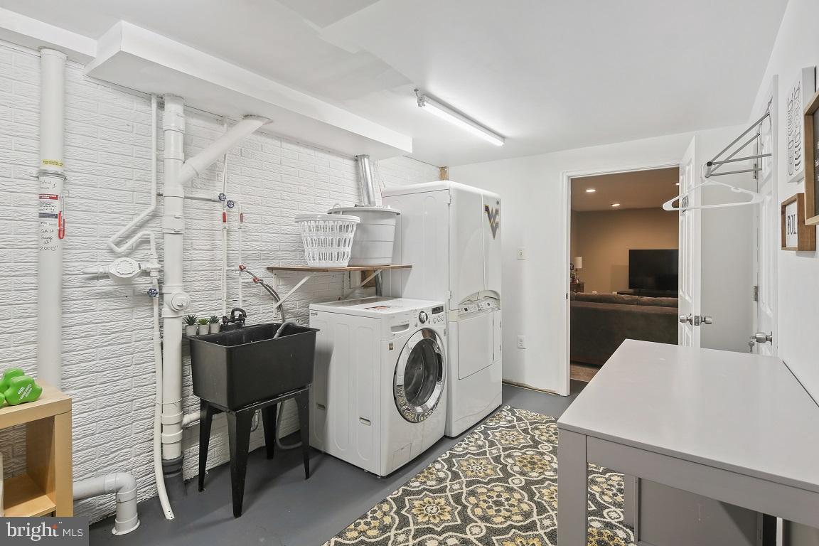 1606 Thomas Drive Point of Rocks, MD 21777 - Photo 28 of 48 Lower Level Laundry Room