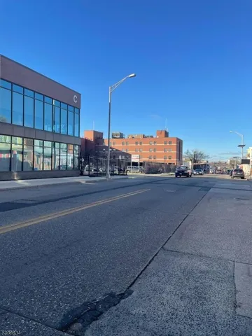a view of entryway front of house