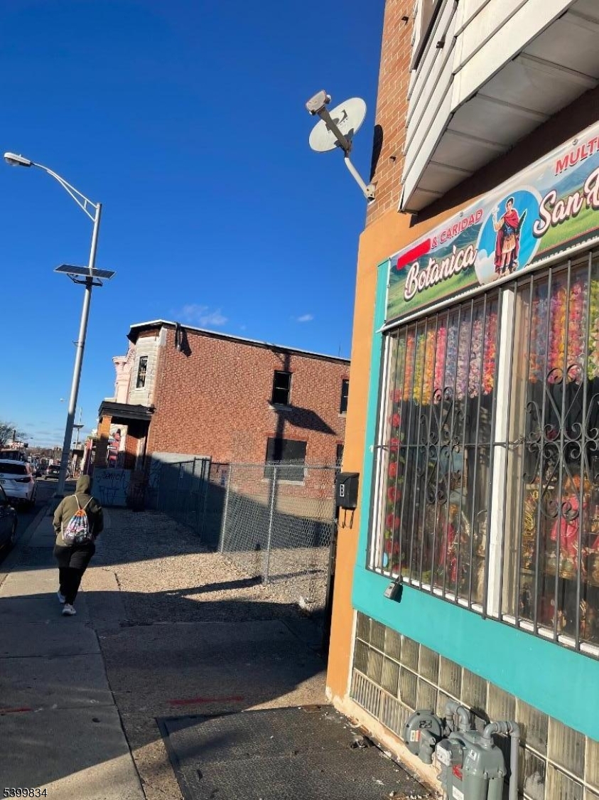 1476 Mt Ephraim Avenue, Unit 3 Camden, NJ 08104 - Photo 17 of 21