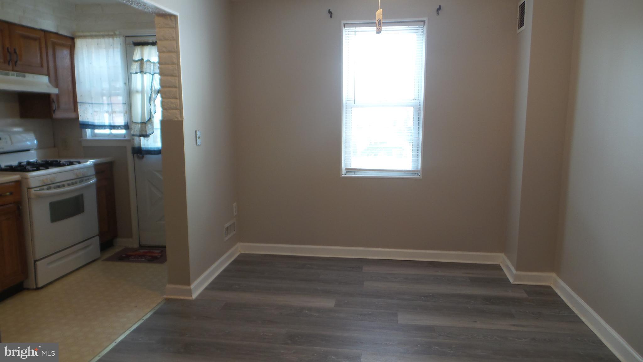 7832 New Battle Grove Road Dundalk, MD 21222 - Photo 8 of 17 Gallery Image 8