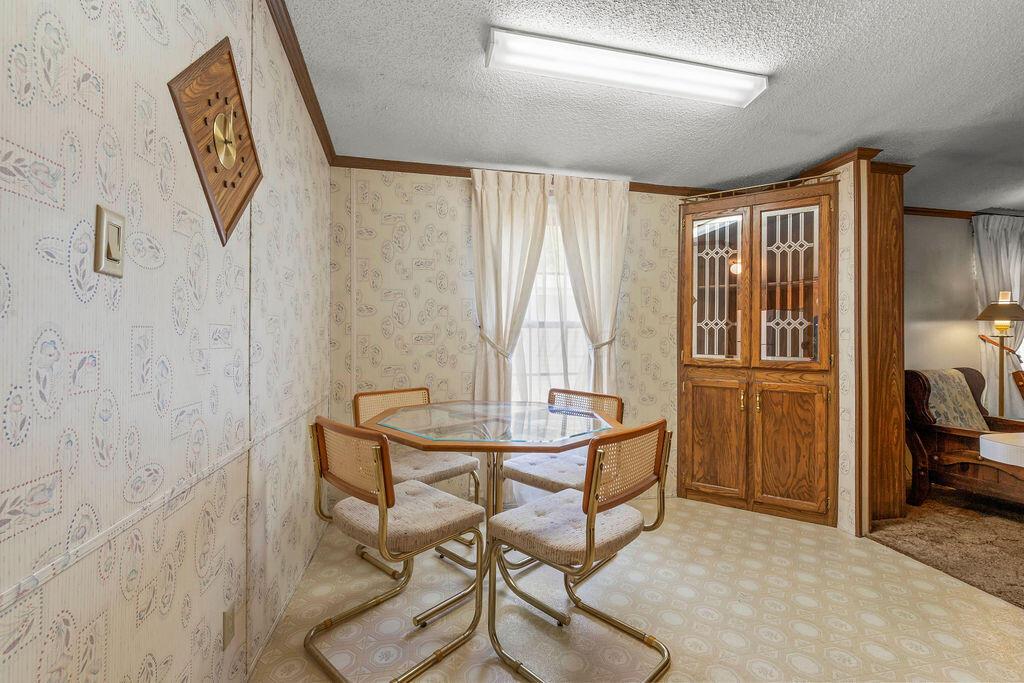 8764 National Road Southwest, Unit 118 Etna, OH 43062 - Photo 10 of 35 Kitchen