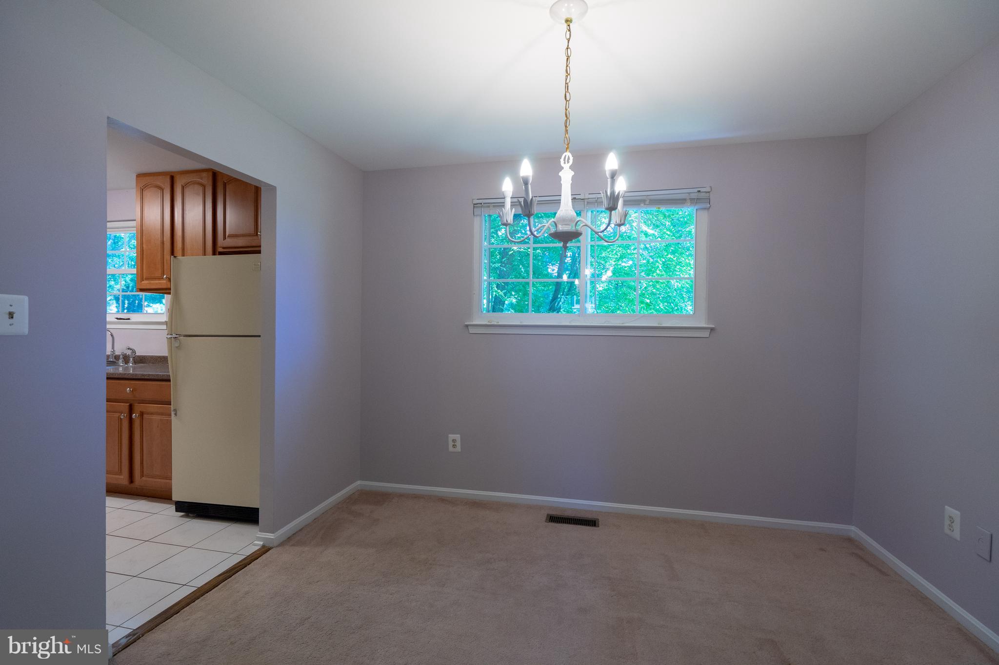 9126 Roundleaf Way Gaithersburg, MD 20879 - Photo 14 of 30 Dining Room