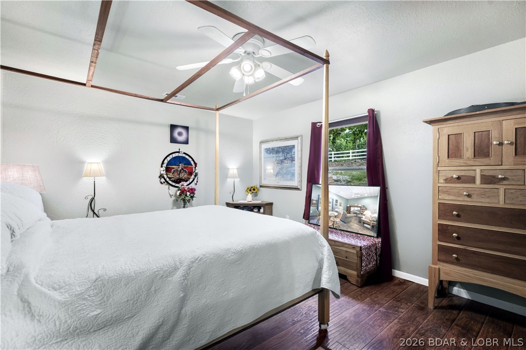 411 Valley Spring Road Camdenton, MO 65020 - Photo 17 of 46