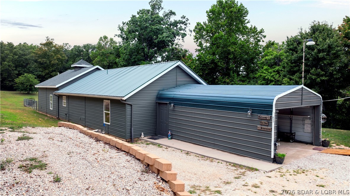 411 Valley Spring Road Camdenton, MO 65020 - Photo 4 of 46