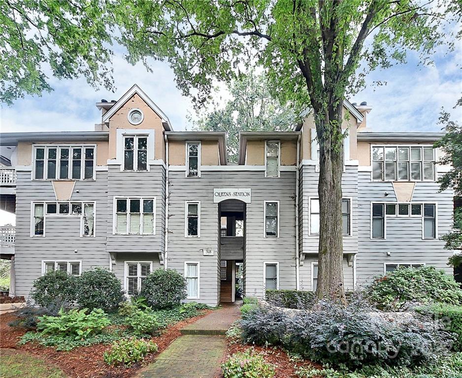 318 Queens Road, Unit 15 Charlotte, NC 28204 - Photo 1 of 27 Gallery Image 1