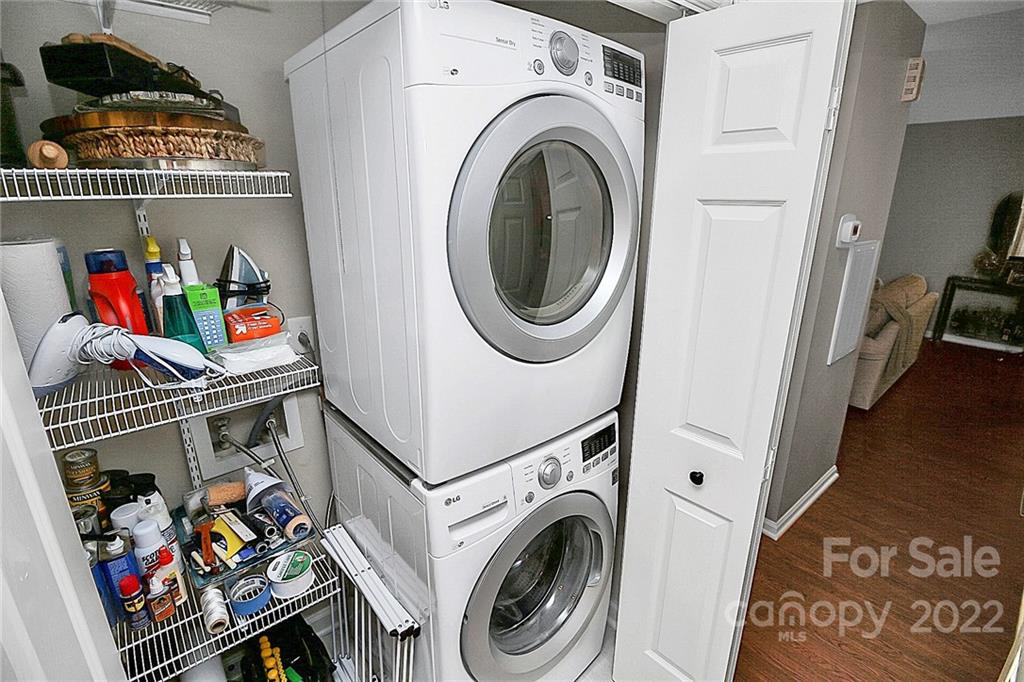 318 Queens Road, Unit 15 Charlotte, NC 28204 - Photo 21 of 27 Gallery Image 21