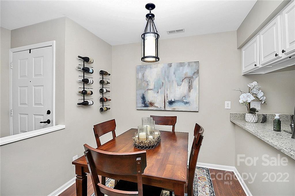 318 Queens Road, Unit 15 Charlotte, NC 28204 - Photo 24 of 27 Gallery Image 24