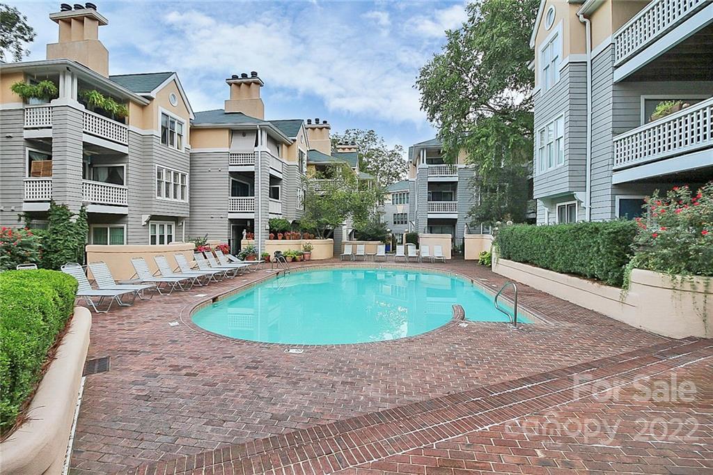 318 Queens Road, Unit 15 Charlotte, NC 28204 - Photo 25 of 27 Gallery Image 25