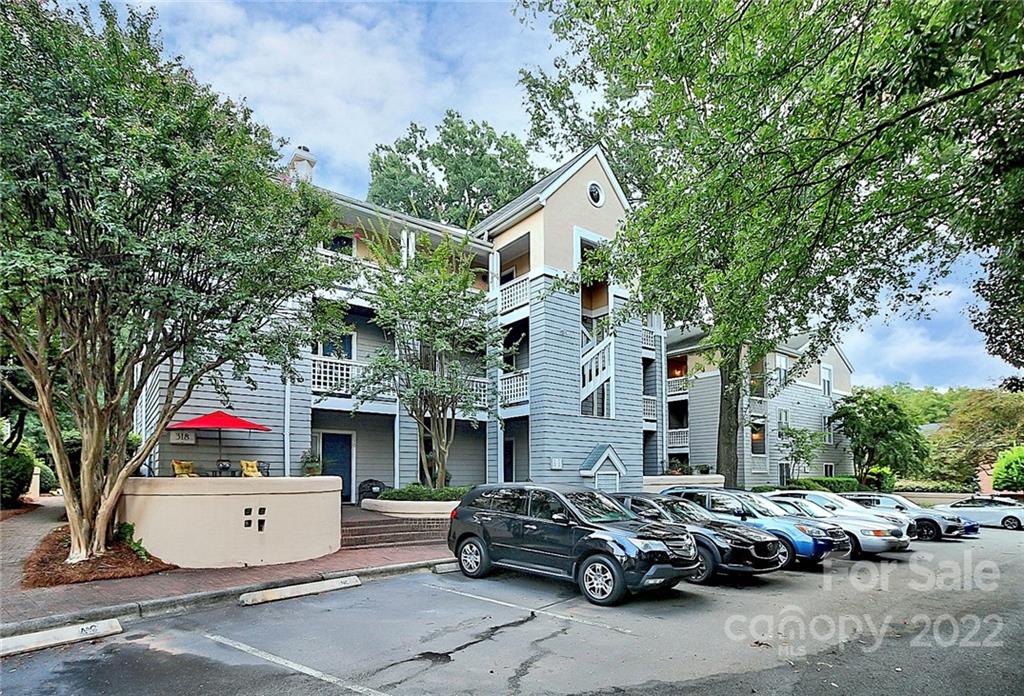 318 Queens Road, Unit 15 Charlotte, NC 28204 - Photo 26 of 27 Gallery Image 26