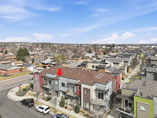 a picture of city view