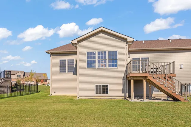 a front view of house with yard