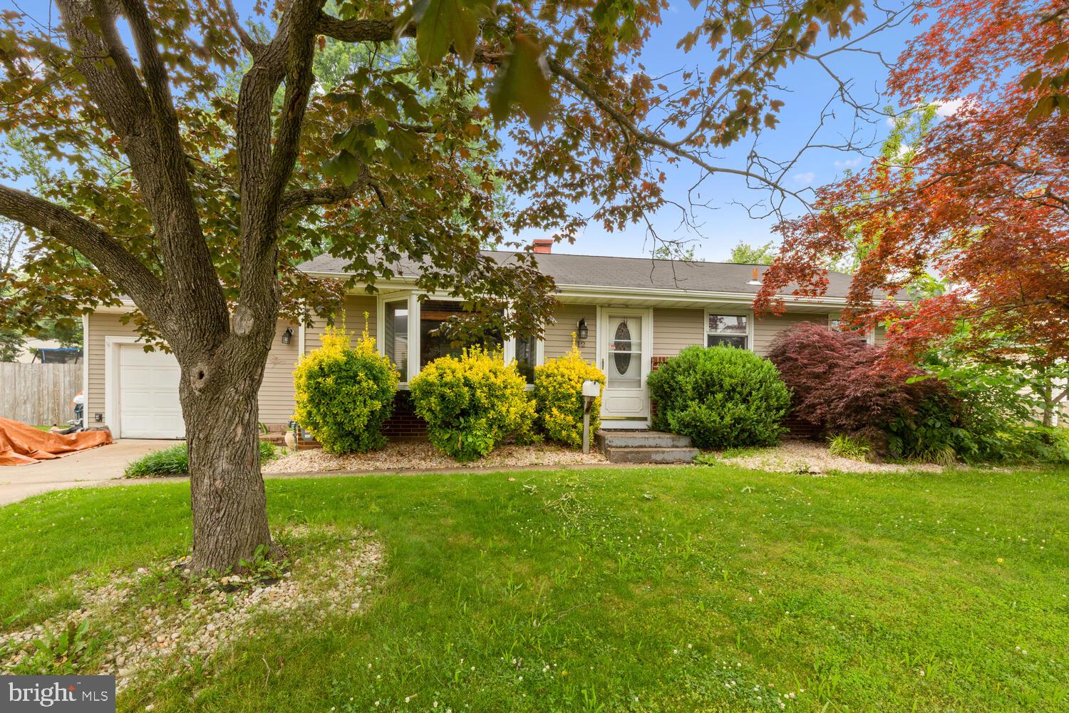 12 Sun Valley Road Hamilton, NJ 08690 - Photo 3 of 26 Exterior Front