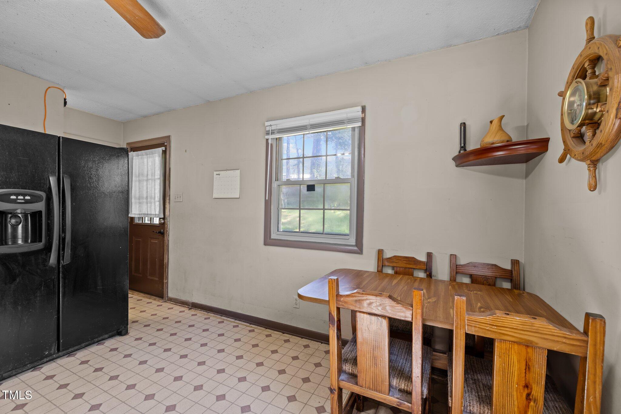 1507 Ridgeway Avenue Durham, NC 27701 - Photo 7 of 34 9-web-or-mls-5Z8A3124