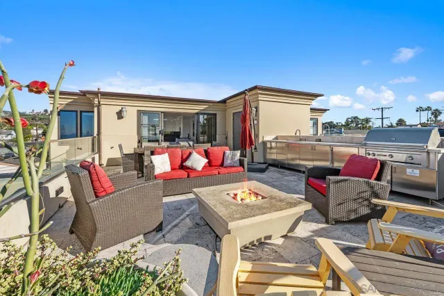 $1,960,000 | 6639 La Jolla Boulevard, San Diego, CA 92037