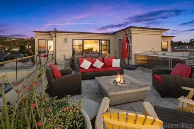 $1,960,000 | 6639 La Jolla Boulevard, San Diego, CA 92037