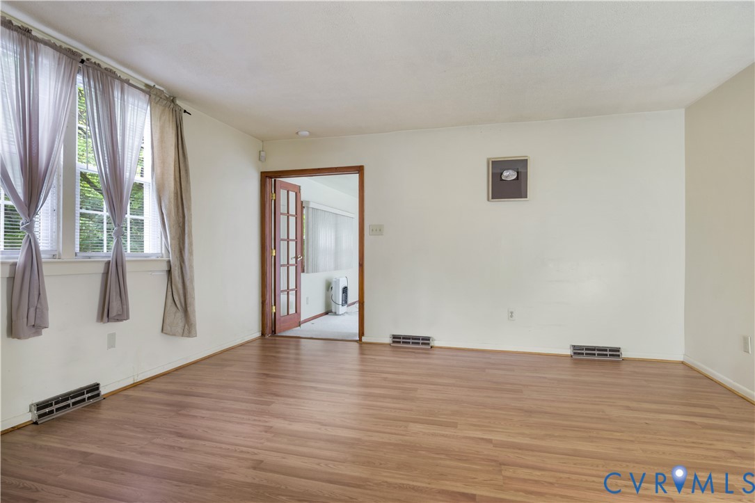 228 Oaktree Road Williamsburg, VA 23188 - Photo 17 of 39 Gallery Image 17