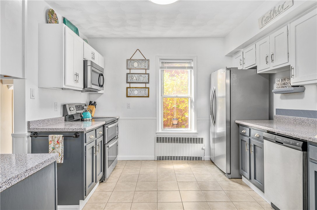 82 Gaskill Street Woonsocket, RI 02895 - Photo 10 of 33 Gallery Image 10