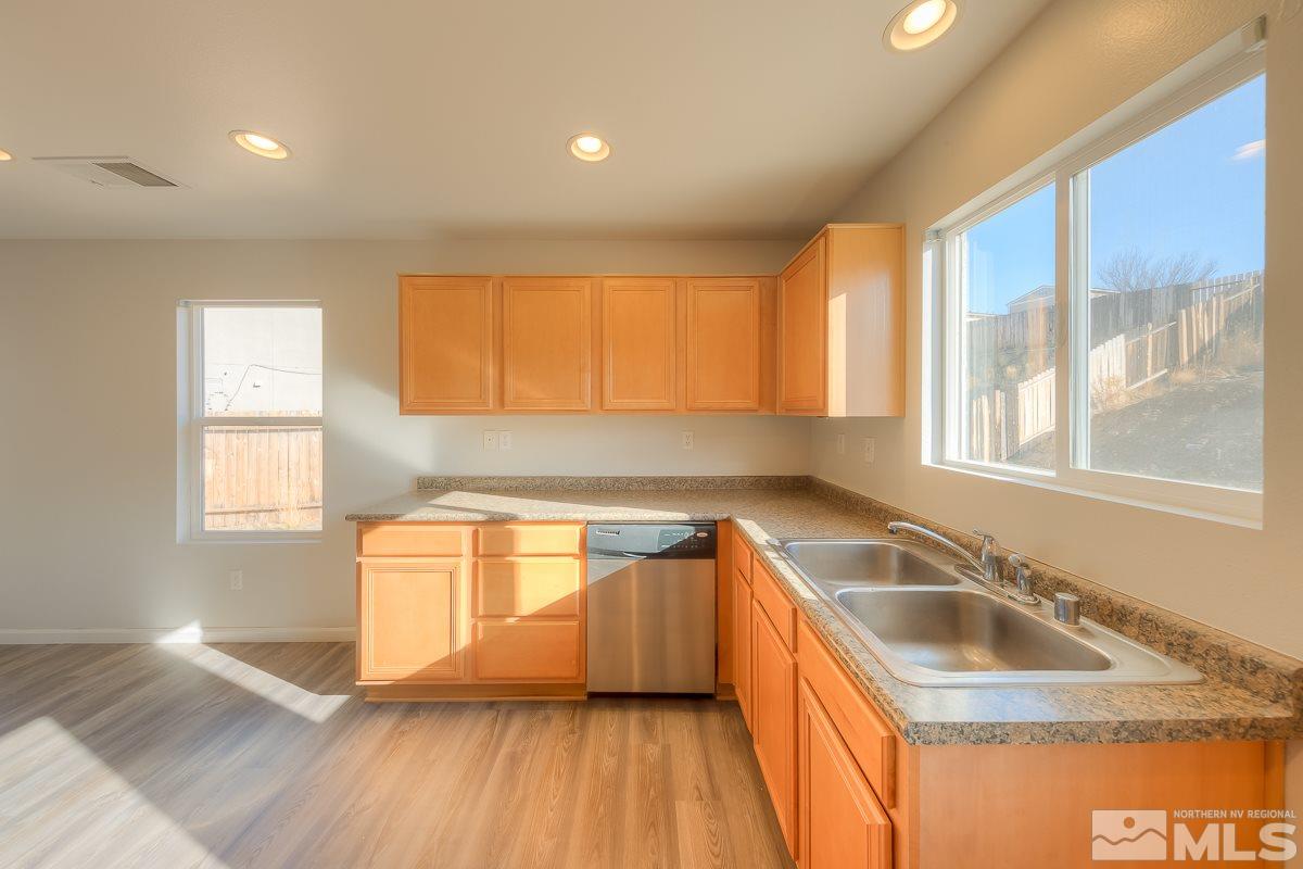 7450 Red Baron Court Reno, NV 89506 - Photo 4 of 24 Photo 4