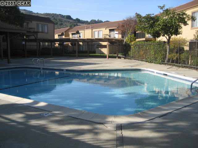 5311 Ridgeview Circle, Unit B6 El Sobrante, CA 94803 - Photo 1 of 1