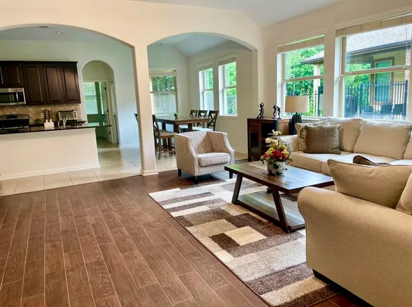 $3,400 | 118 Wood Drake Place, Tomball, TX 77375