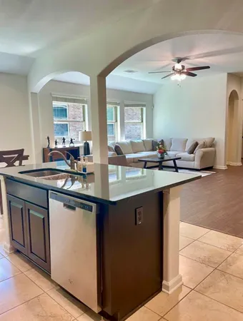 $3,400 | 118 Wood Drake Place, Tomball, TX 77375