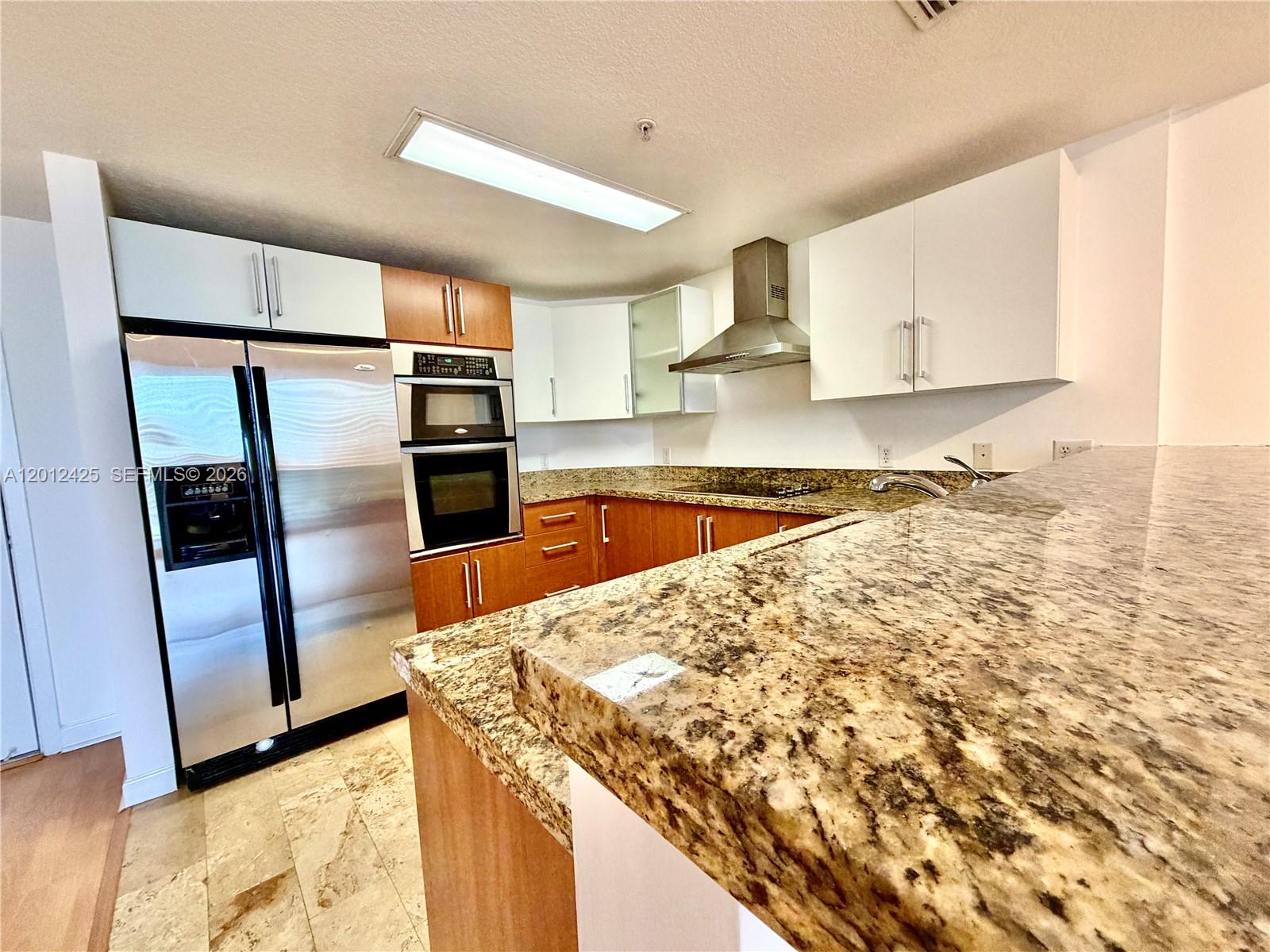 170 Southeast 14th Street, Unit 2906 Miami, FL 33131 - Photo 6 of 33
