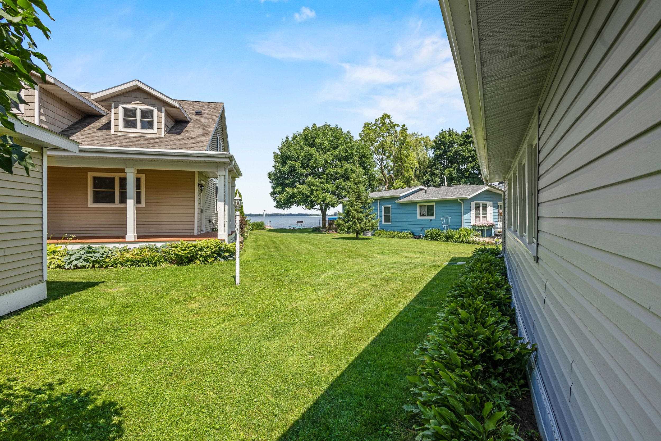 5904 Lake Edge Road McFarland, WI 53558 - Photo 33 of 49