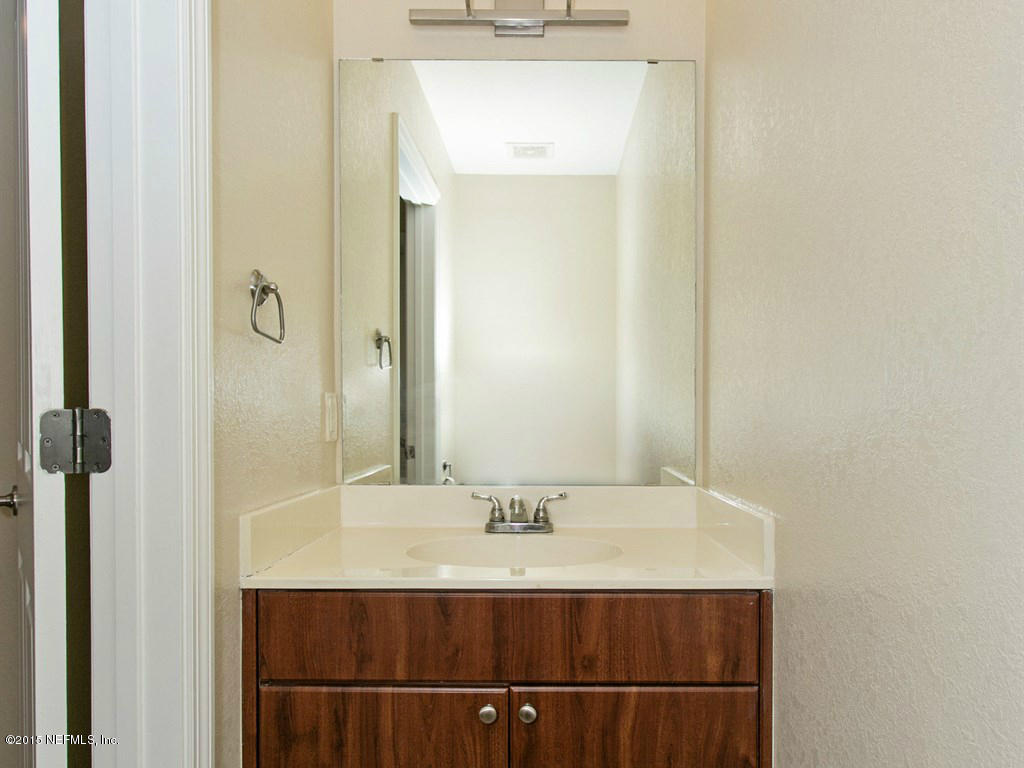 9745 Touchton Road, Unit 1522 Jacksonville, FL 32246 - Photo 8 of 25 007_Half Bath