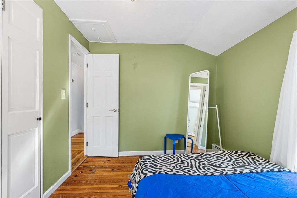 17 Vale Road Wakefield, MA 01880 - Photo 13 of 25