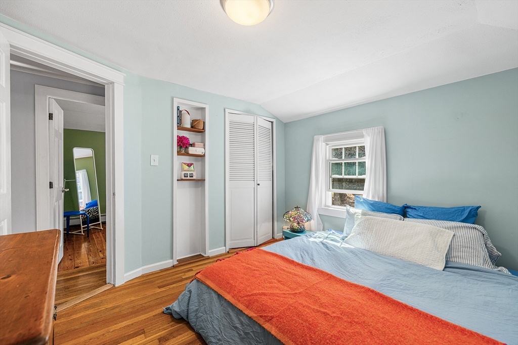 17 Vale Road Wakefield, MA 01880 - Photo 15 of 25