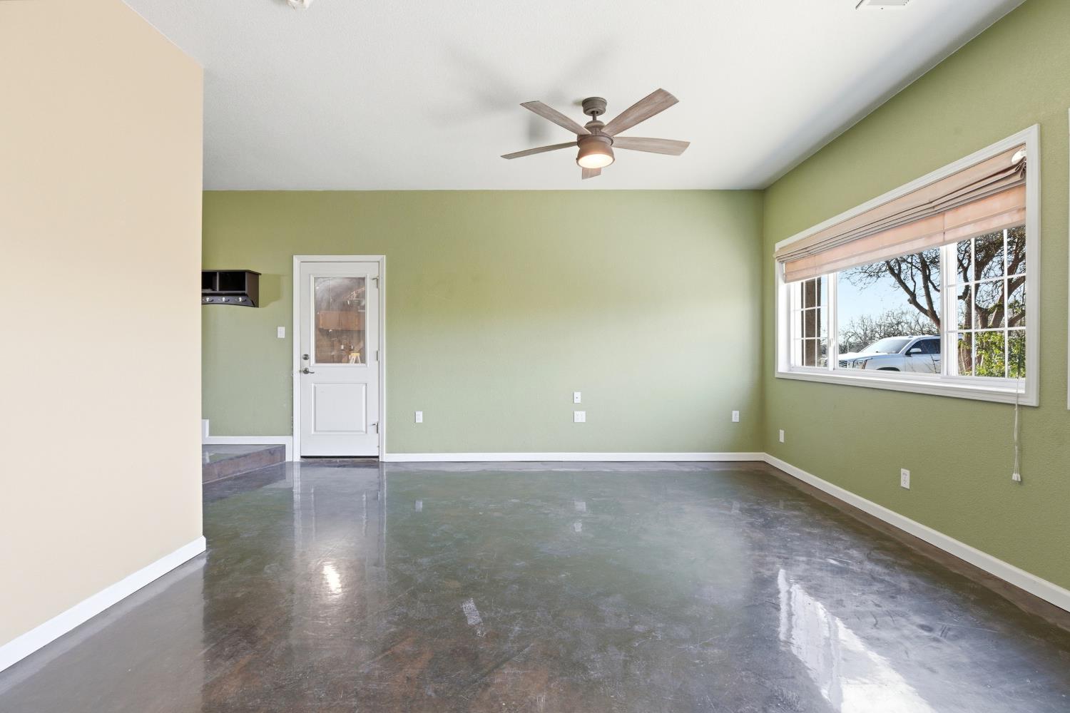 4224 Griffin Road Hughson, CA 95326 - Photo 26 of 46 a view of an empty room with a window