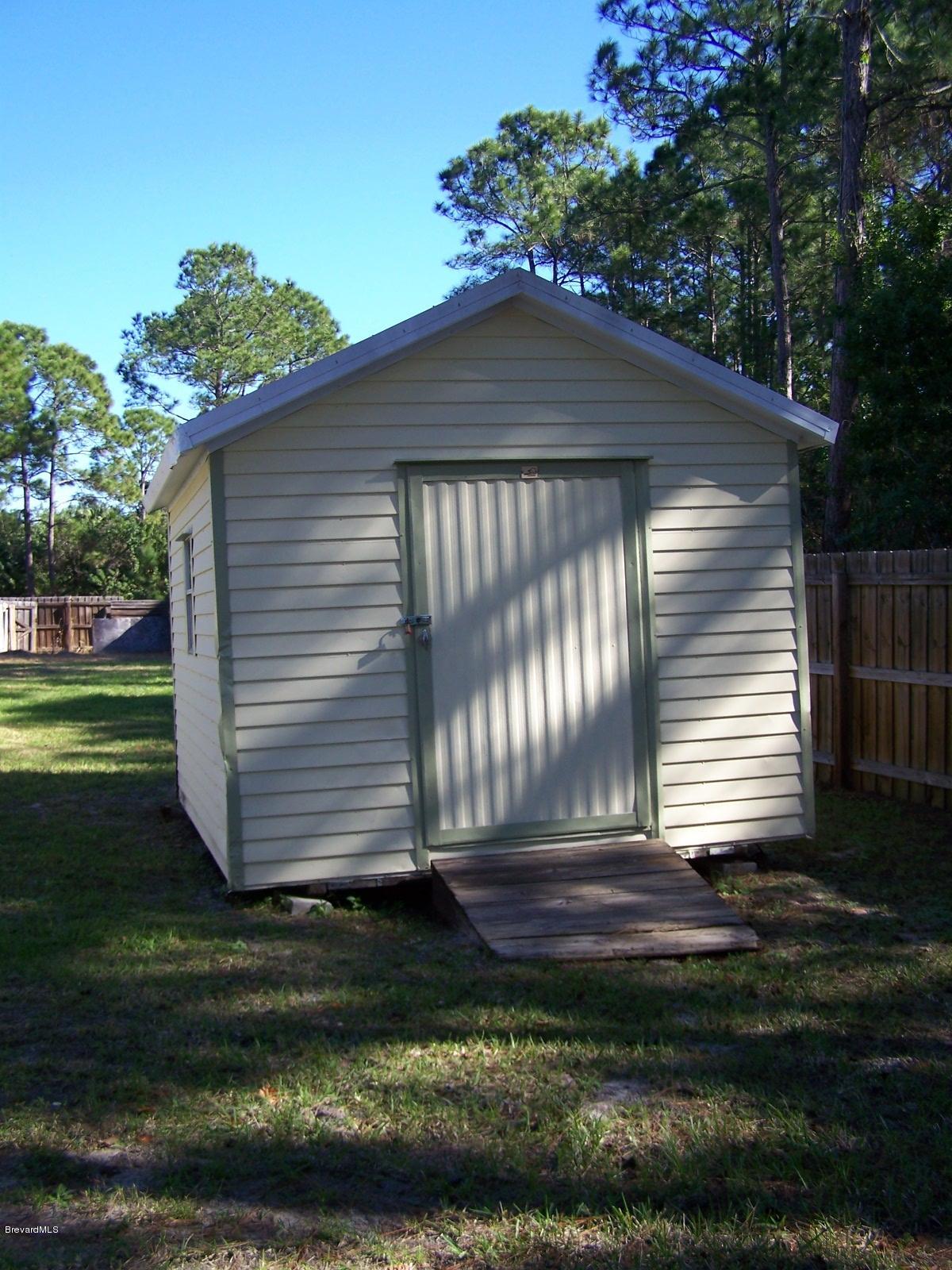 2405 Anchor Road Southeast Palm Bay, FL 32909 - Photo 14 of 18 Shed