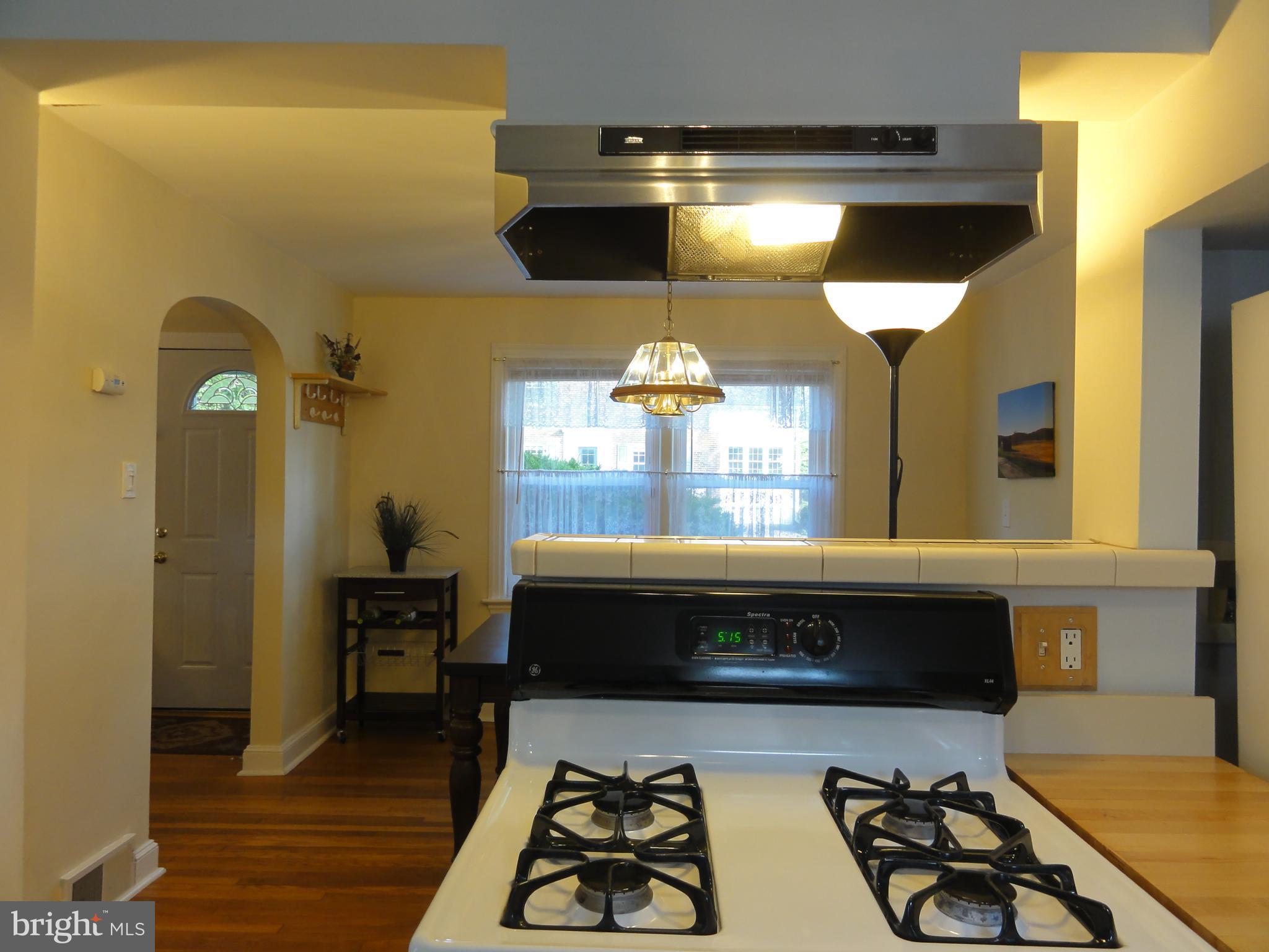 240 Crosshill Road Wynnewood, PA 19096 - Photo 13 of 38